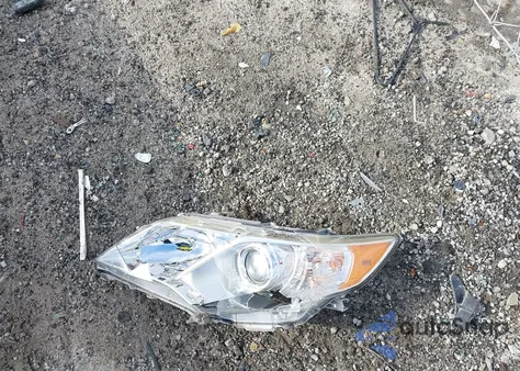 2014 Toyota Camry Le z USA, uszkodzony, nr VIN 4T1BF1FK8EU845079